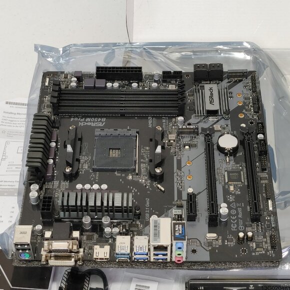 ASRock B450M Pro4 AMD Socket AM4 Motherboard OPEN BOX - Picture 7 of 13